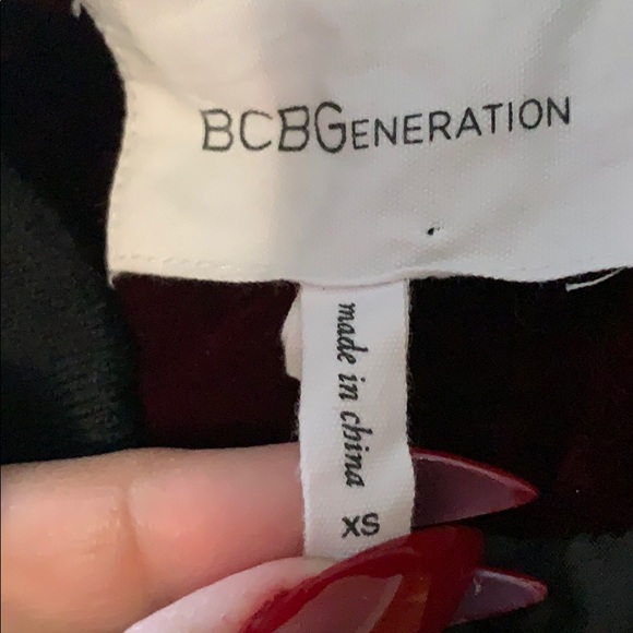 BCBG like new zippered velvet jacket - Picture 5 of 5